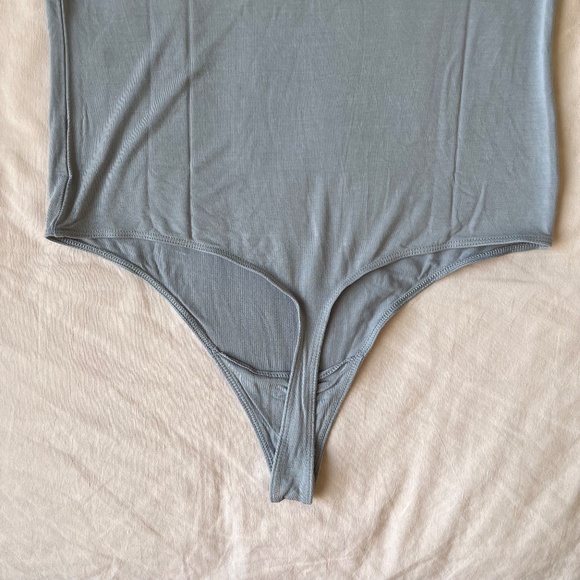 Aritzia Wilfred Free⎜BABY TEE BODYSUIT⎜MARBLE GREY - Picture 7 of 13